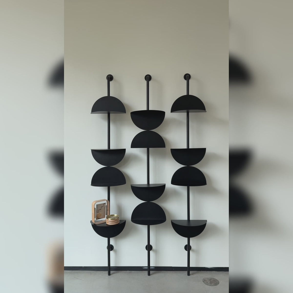 Solis Adjustable Standing Shelf